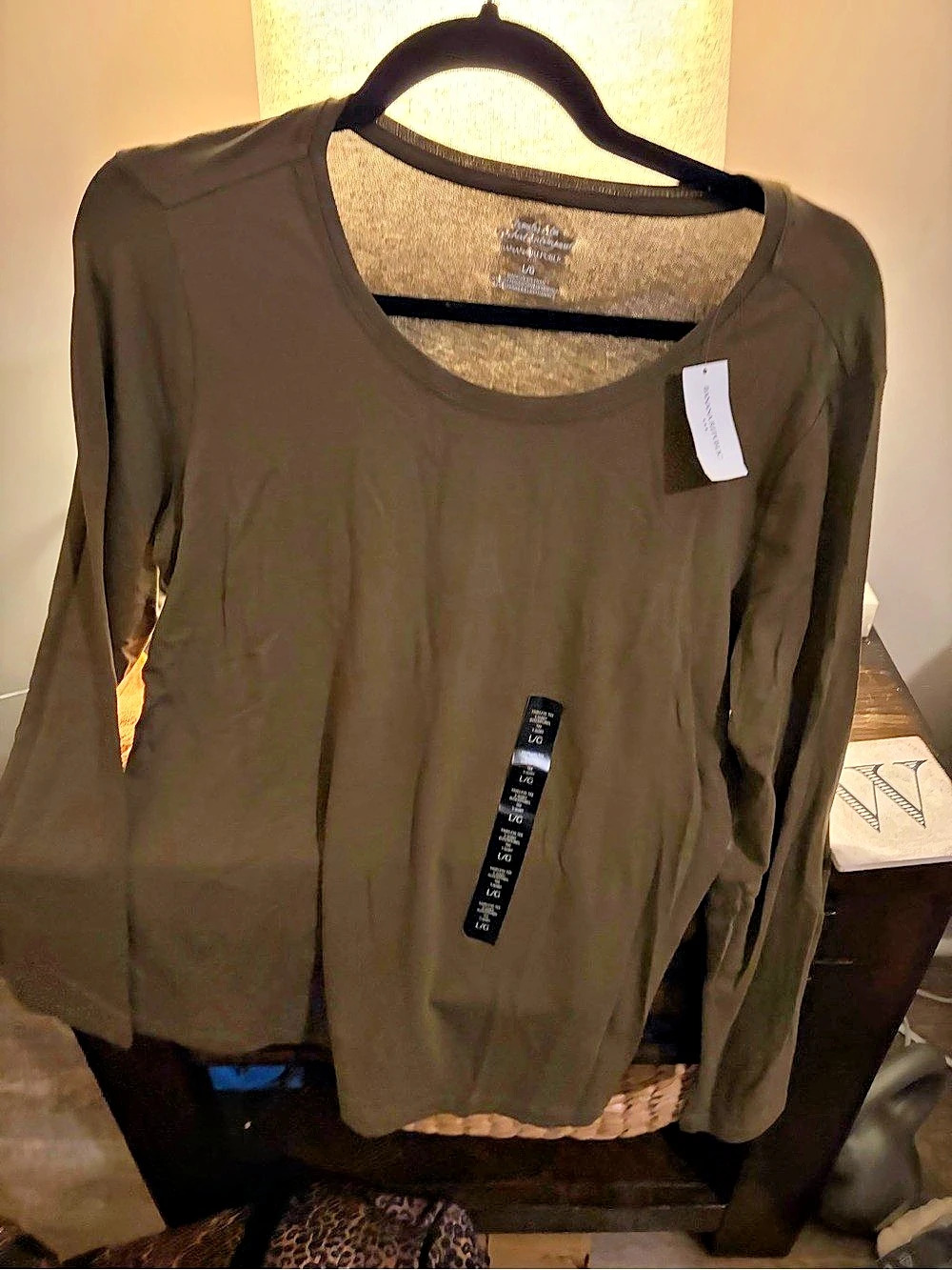 Banana Republic Timeless Tee Long Sleeve Top Olive Green Large NWT